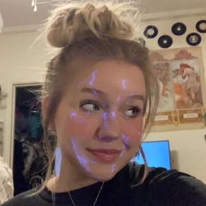 Meet your Posher, Adalyn